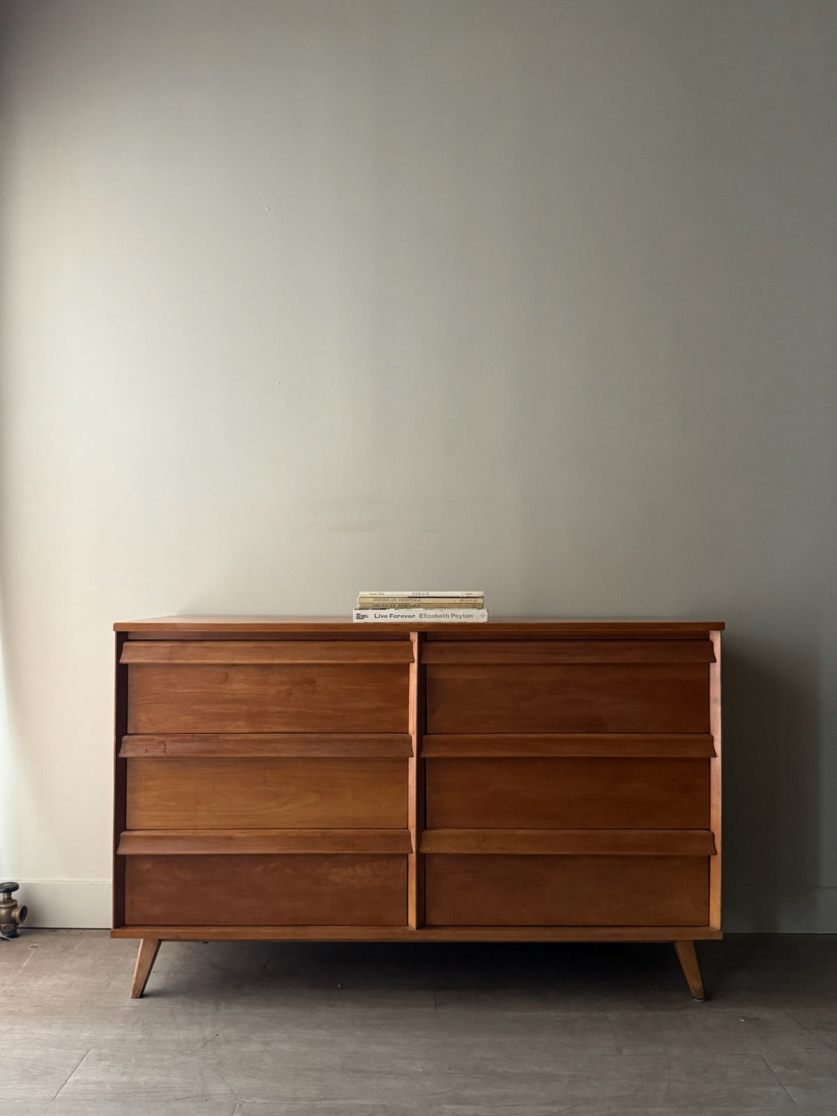 Maple 6 drawer dresser