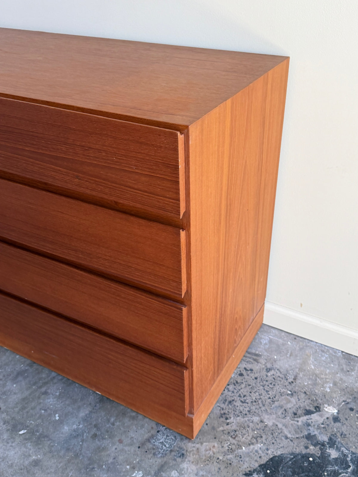 Arne Wahl Iversen for Vinde Mobelfabrik Danish teak bachelor’s chest
