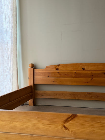 Swedish pine queen bedframe