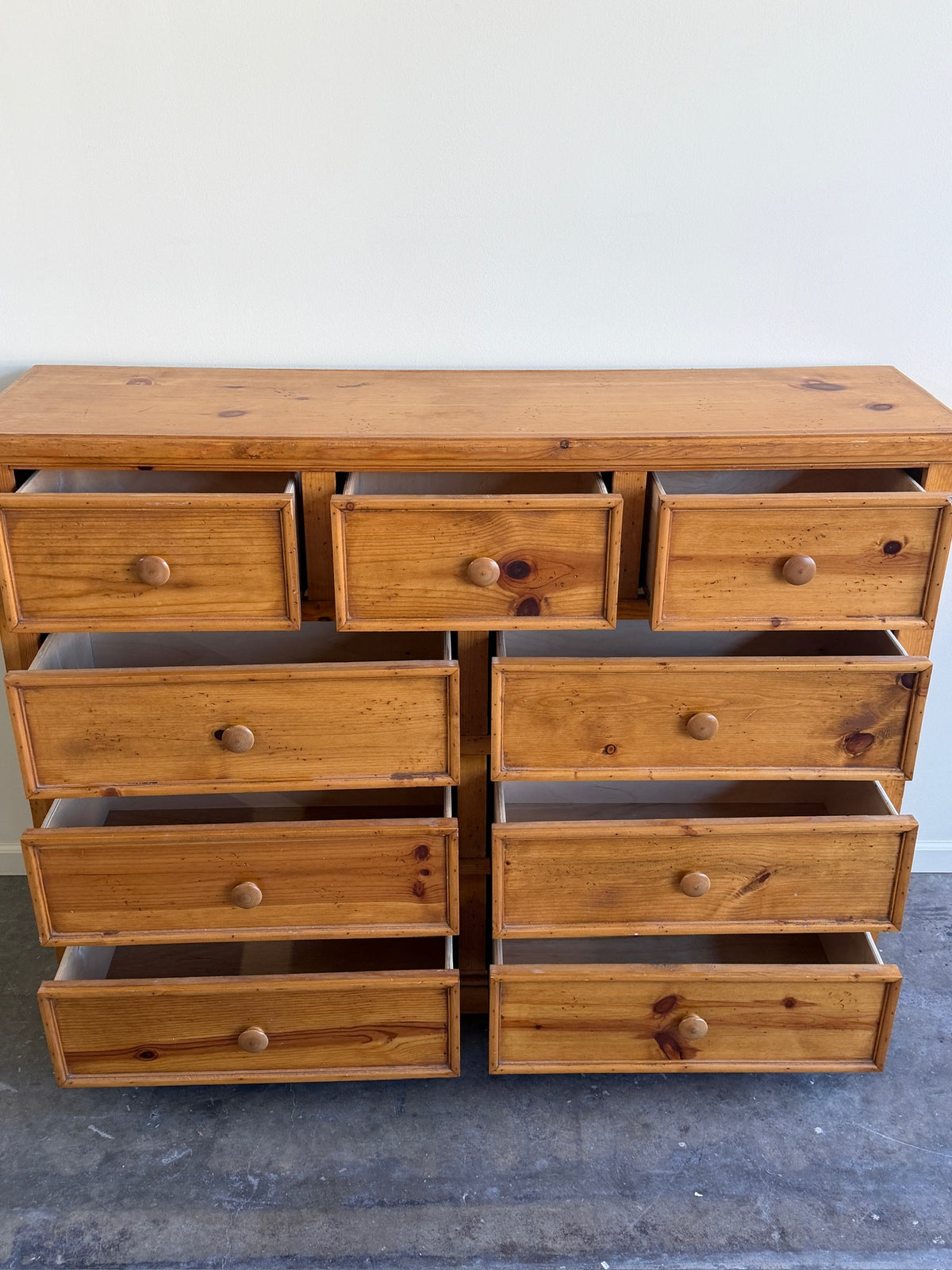 Pine 9 drawer dresser