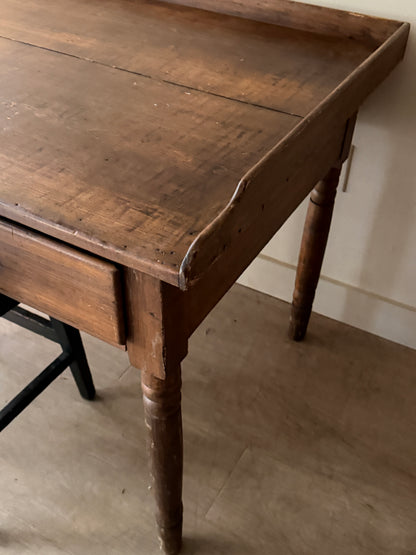 Pine desk