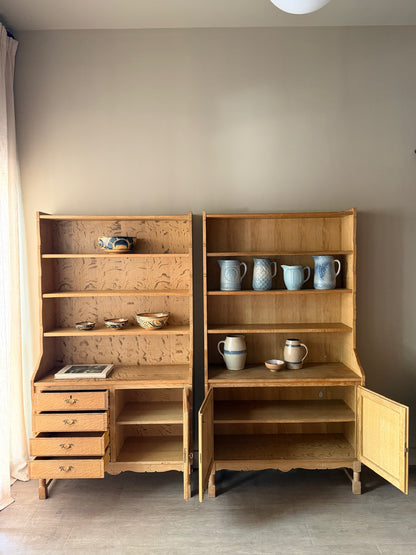 Egereoler Norwegian oak hutch (right)