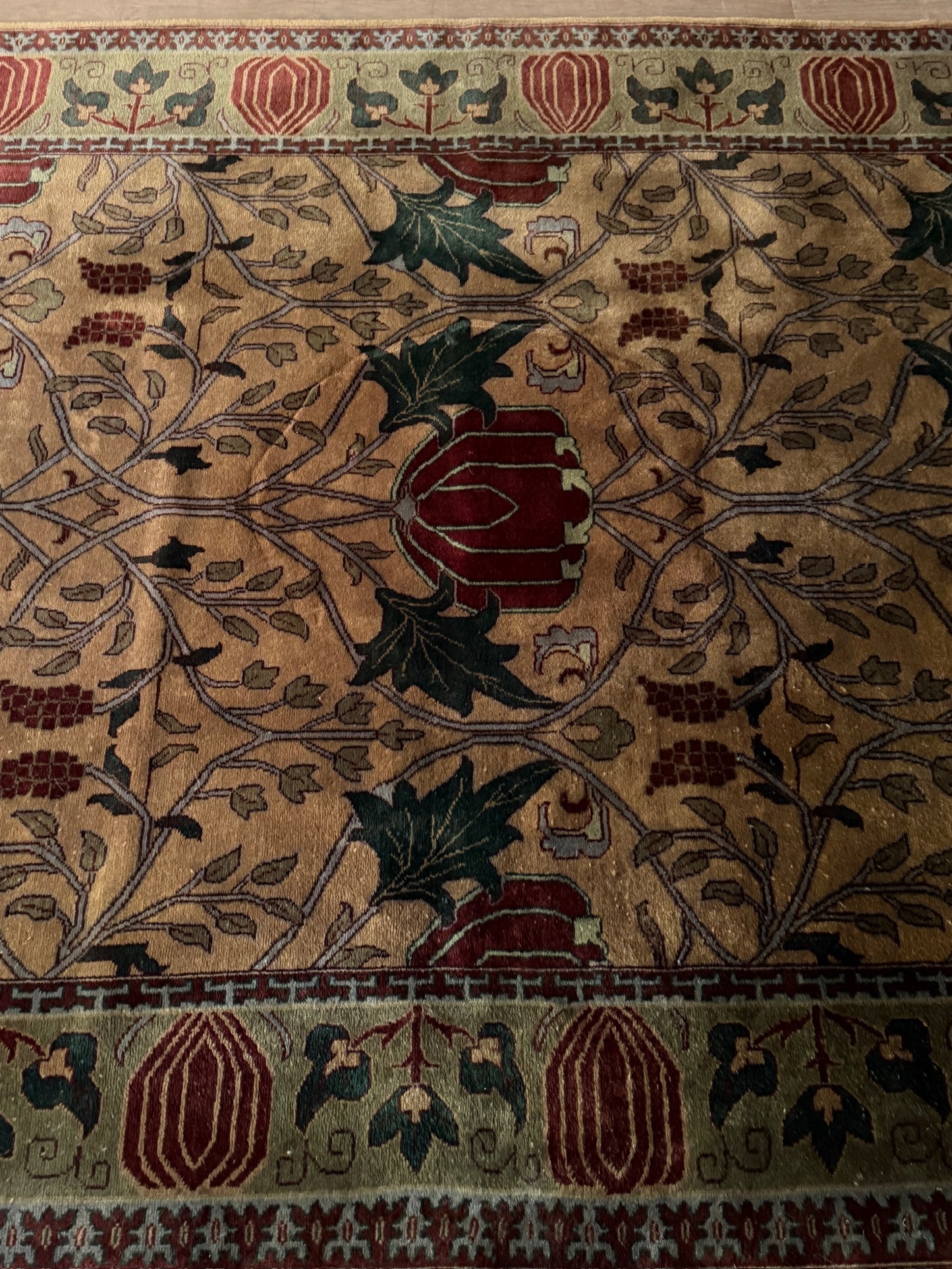 Northern Indian Arts & Crafts rug