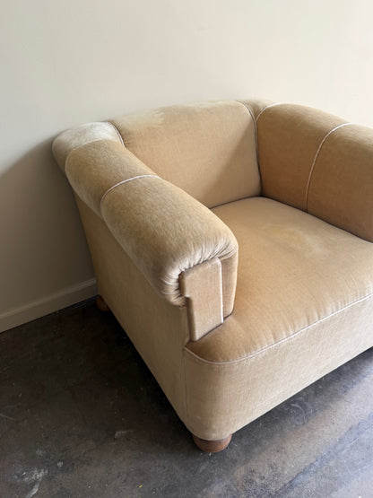 Dutch mohair lounge chair
