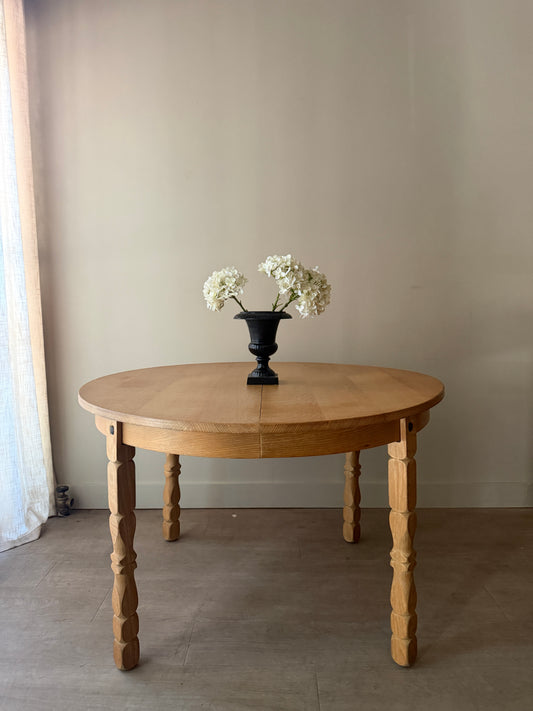 Danish oak dining table with extensions