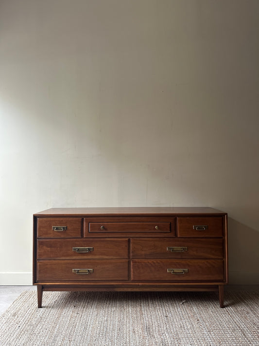 Heywood Wakefield seven drawer dresser