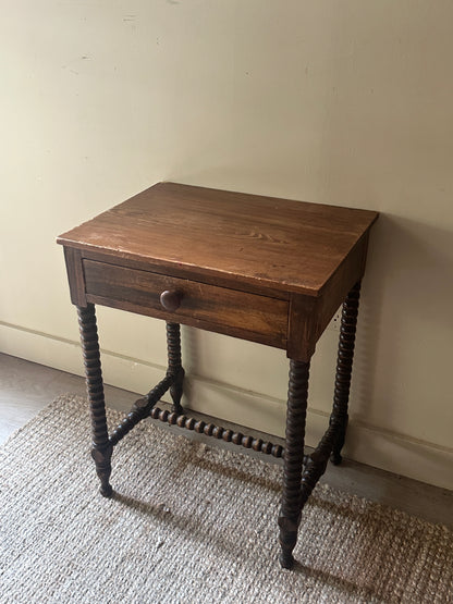 Bobbin leg side table