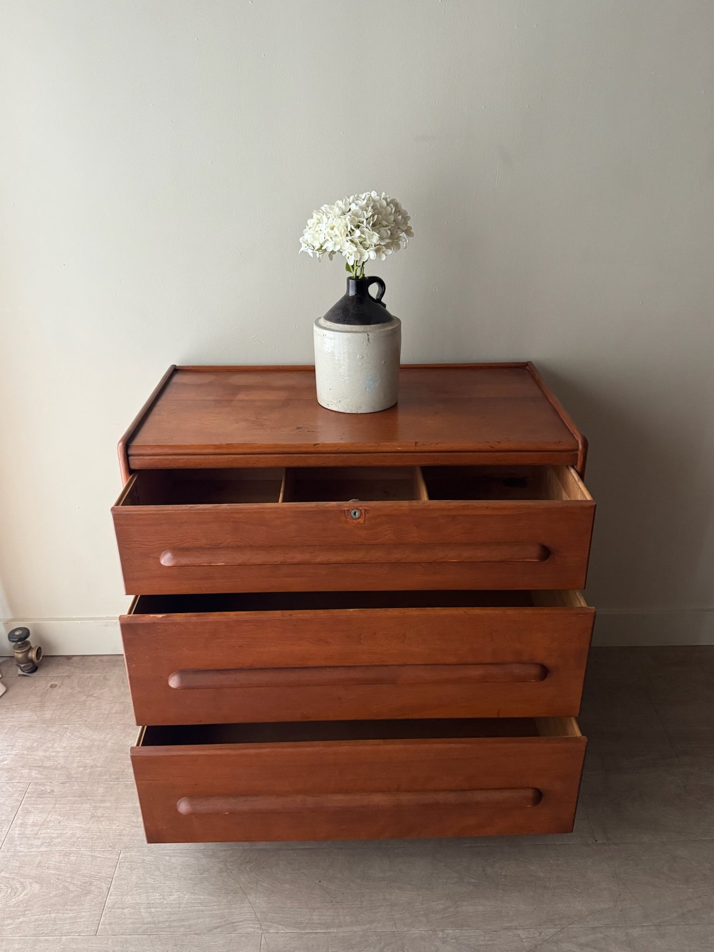 French & Heald maple 3 drawer dresser