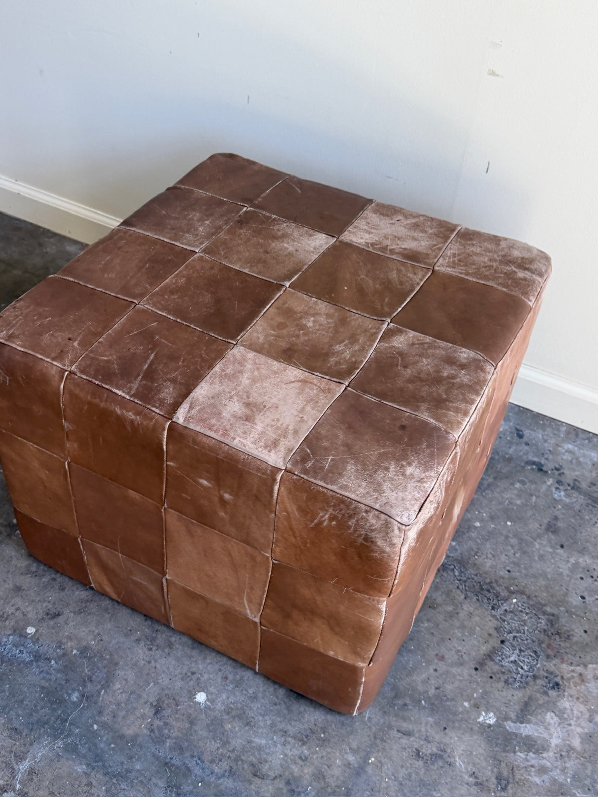 De Sede brown leather pouf