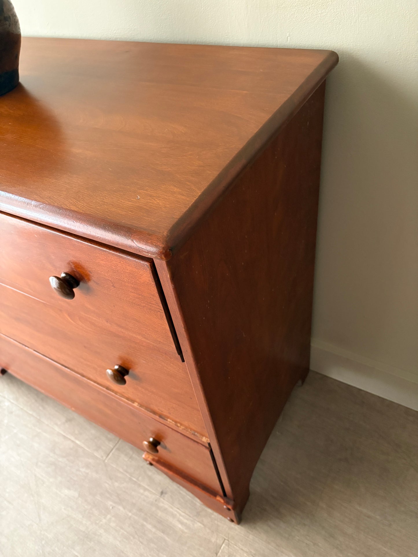 Maple 3 drawer dresser