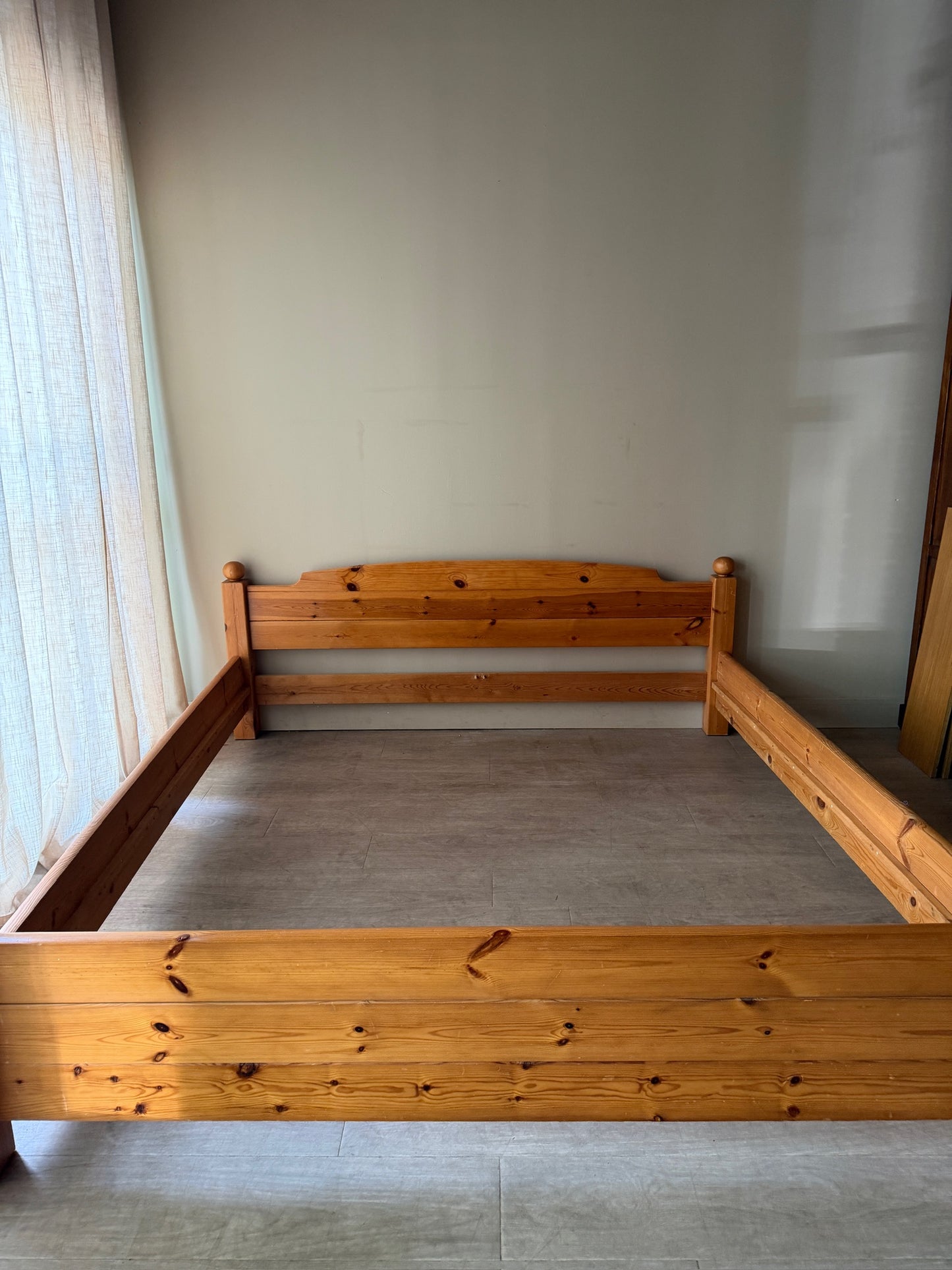 Swedish pine queen bedframe