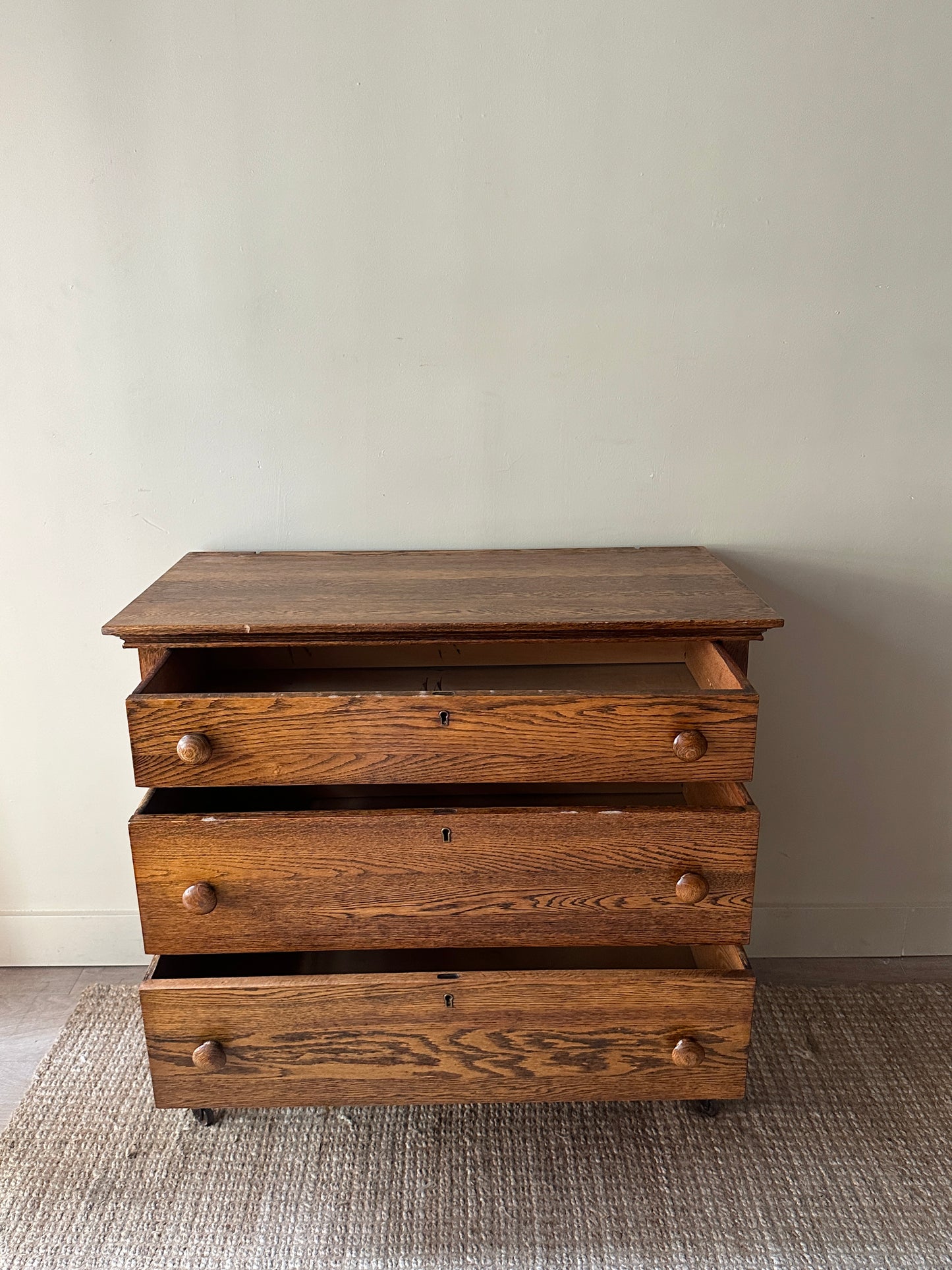 Oak 3 drawer dresser