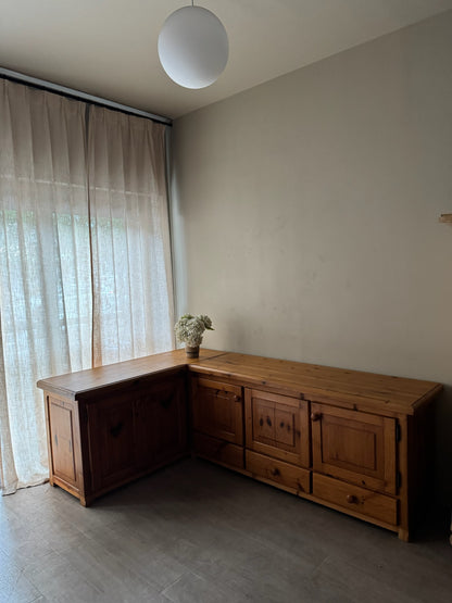 Scandinavian pine L-shaped counter