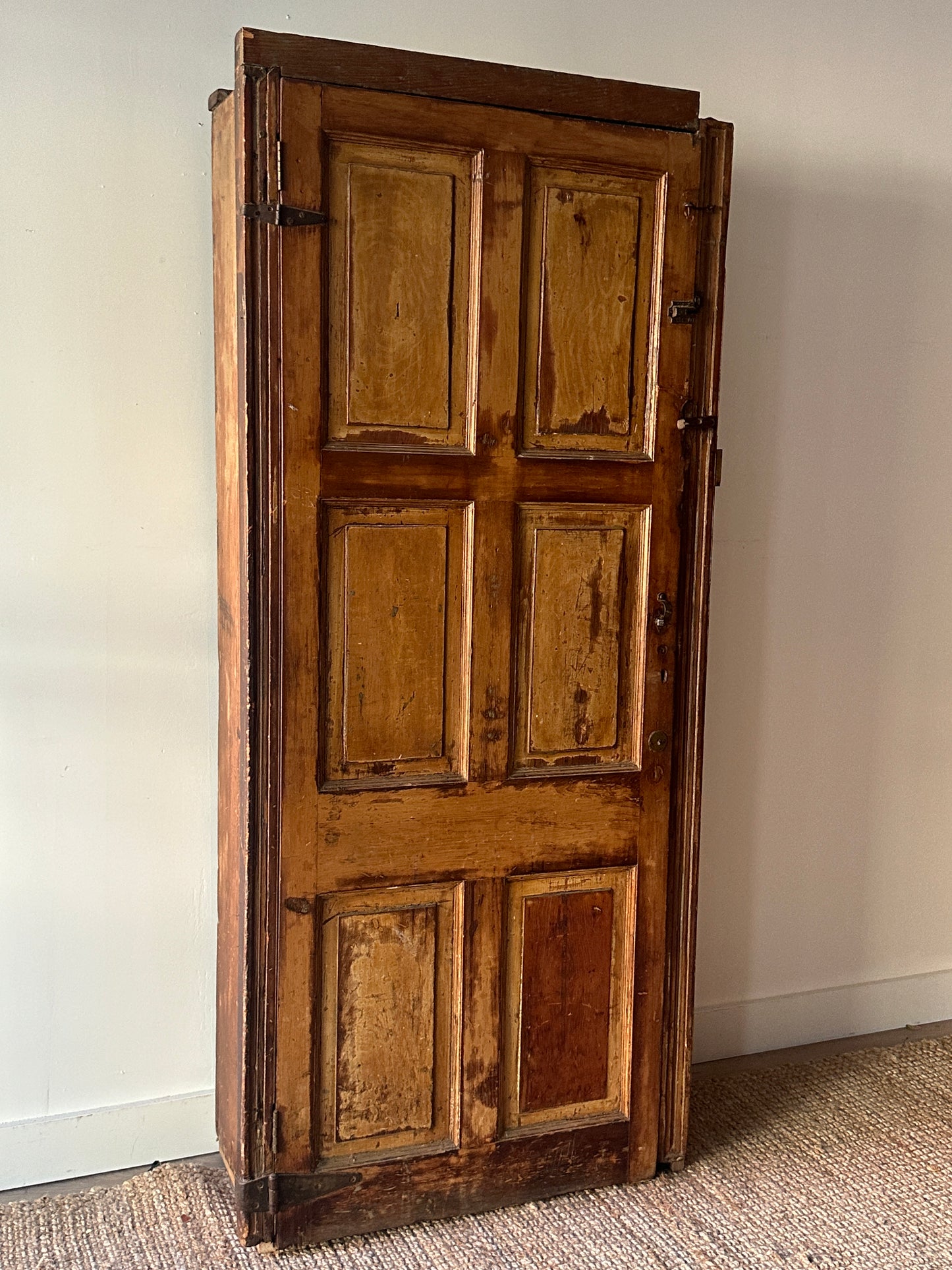 Farmhouse cupboard