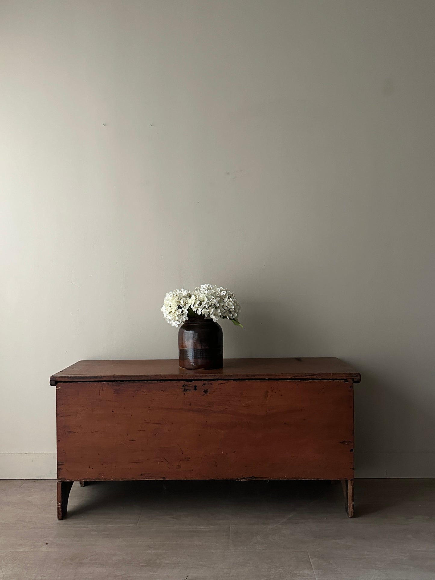 Pine chest