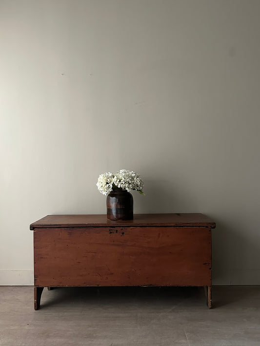 Pine chest