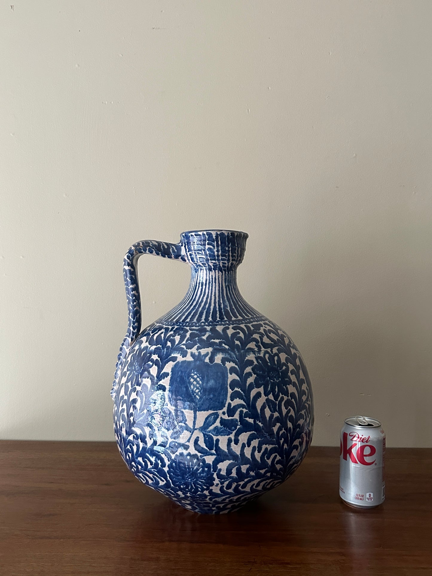 18th c. Spanish hand painted Fajalauza pitcher