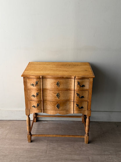 Henning Kjaernulf Danish oak chest