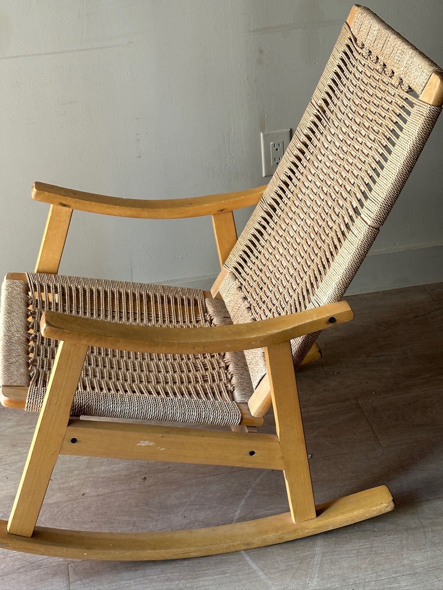 Twisted cord rocking chair