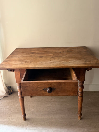 Pennsylvania Sheraton walnut work table