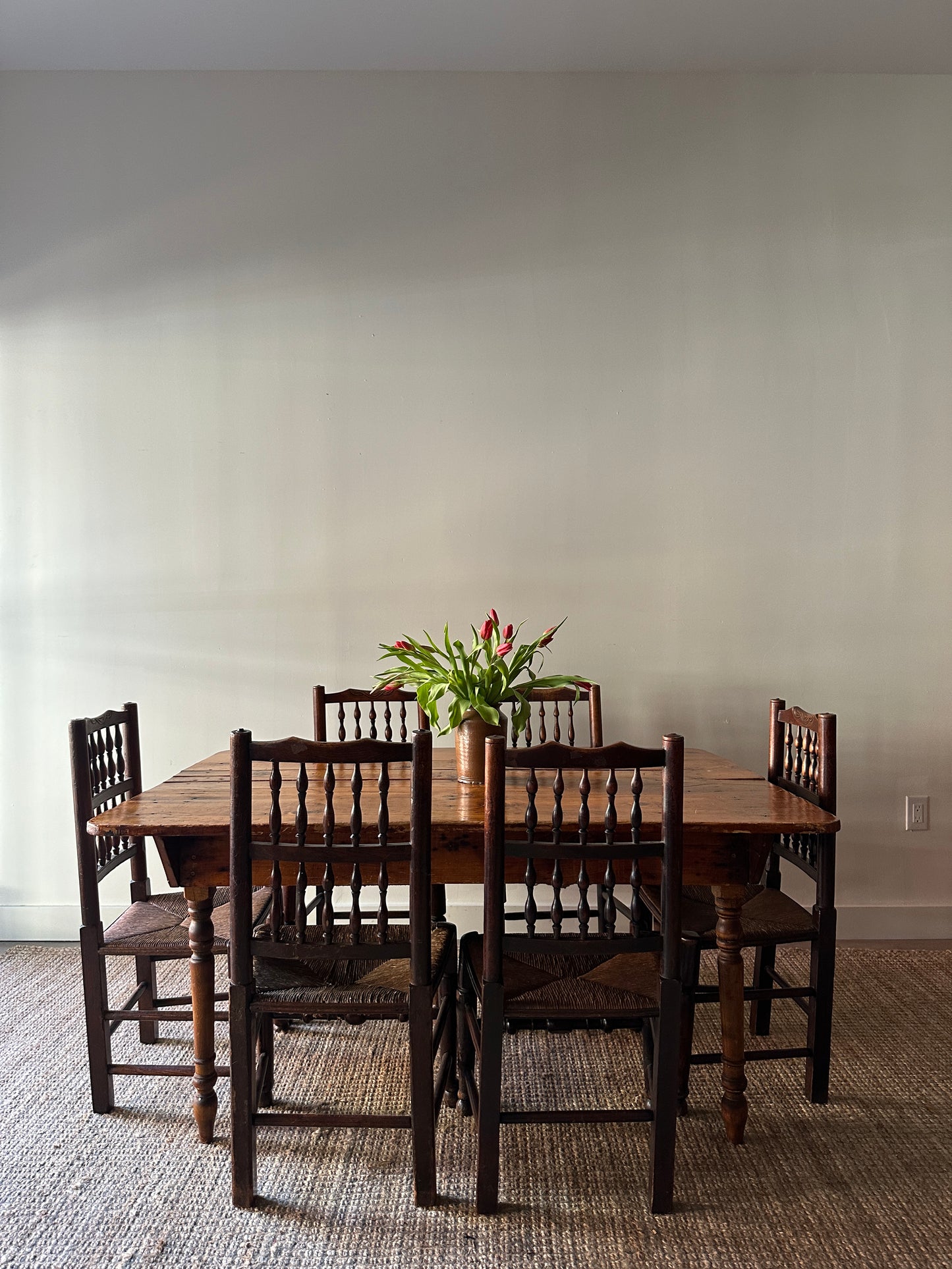 Pine harvest table