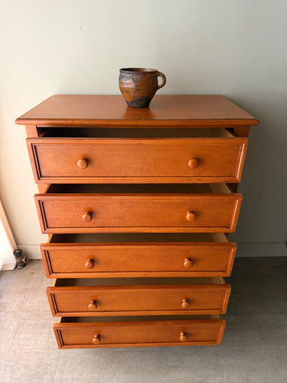 Maple dresser