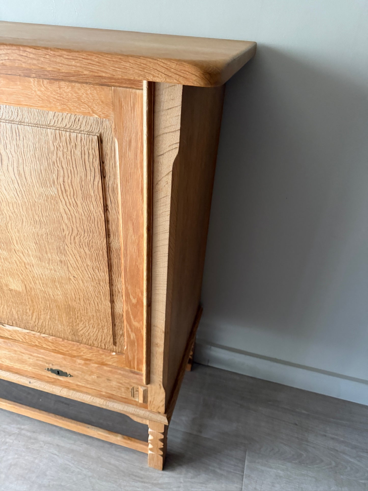 Stilmobler Danish oak sideboard