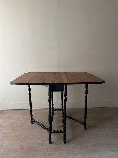 Walnut gate leg table