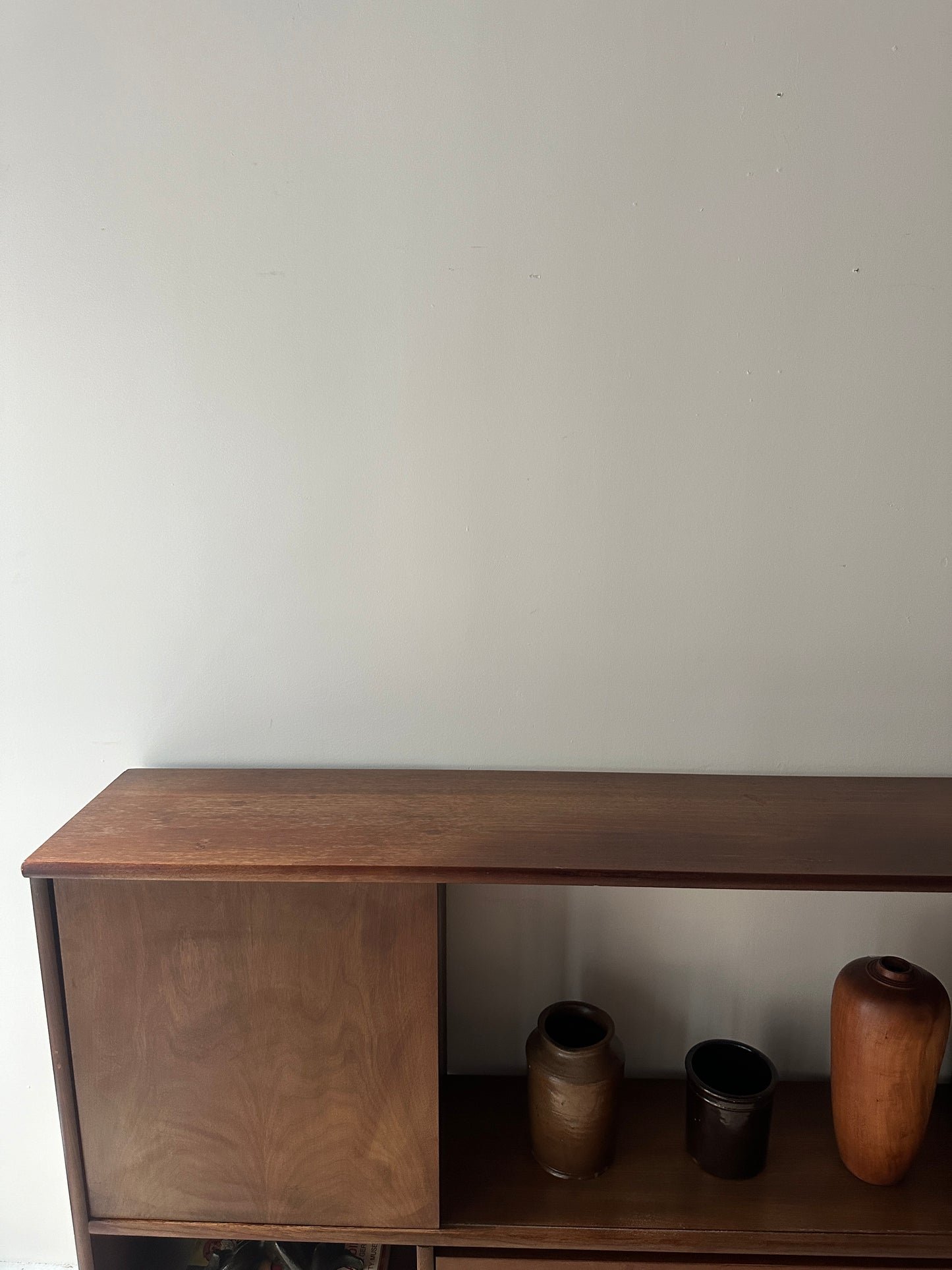 Walnut floor unit