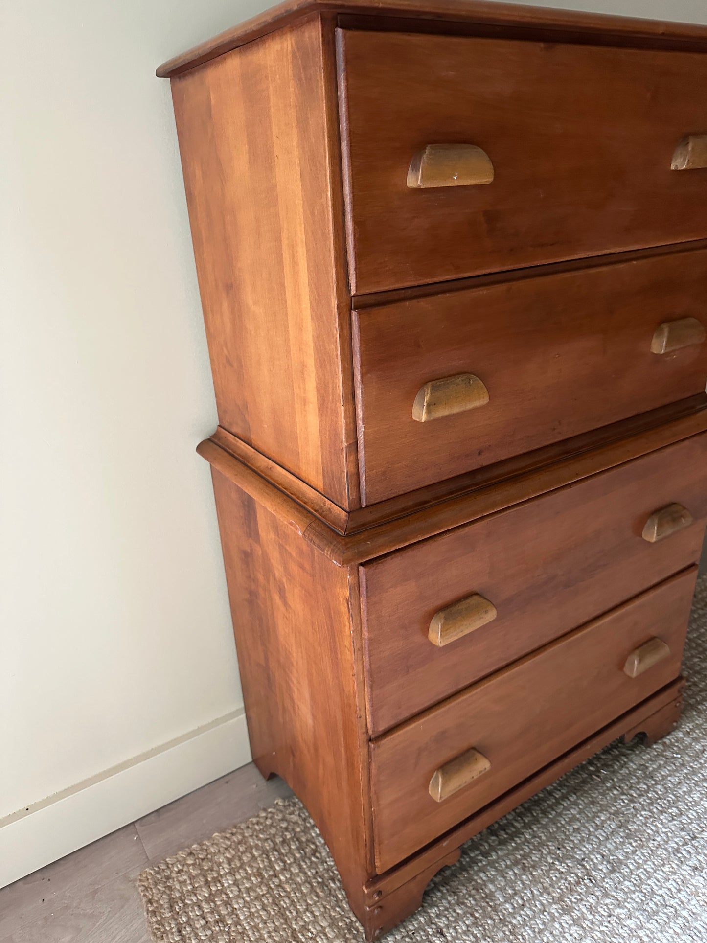 Maple dresser