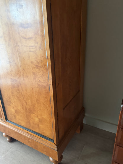Deco birch armoire