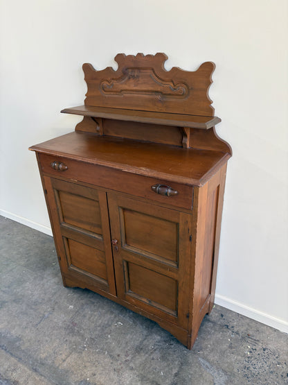 Victorian poplar server