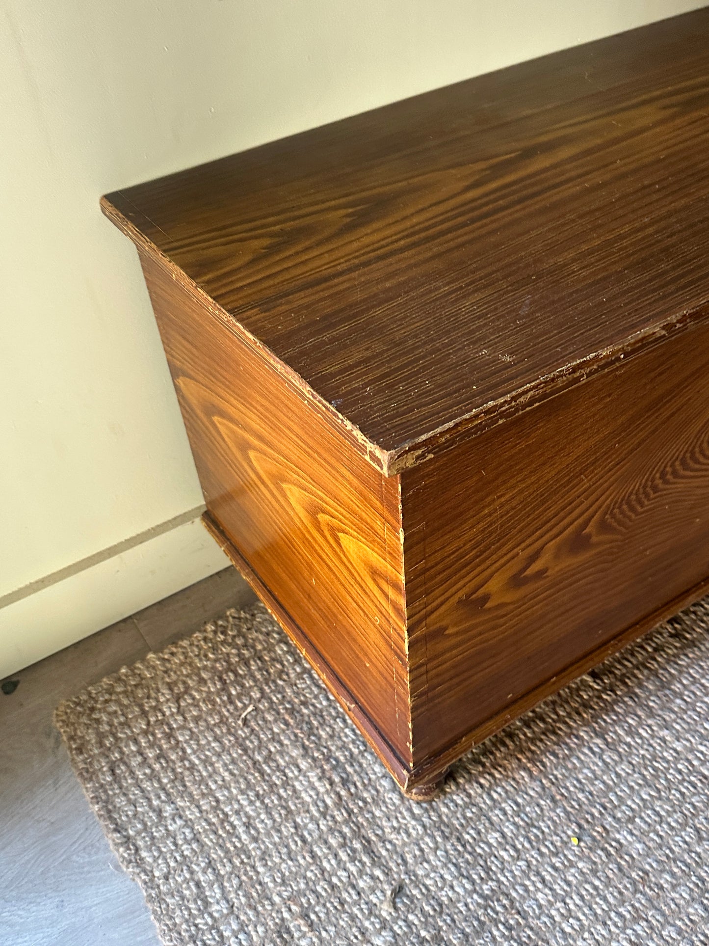 Grain painted chest