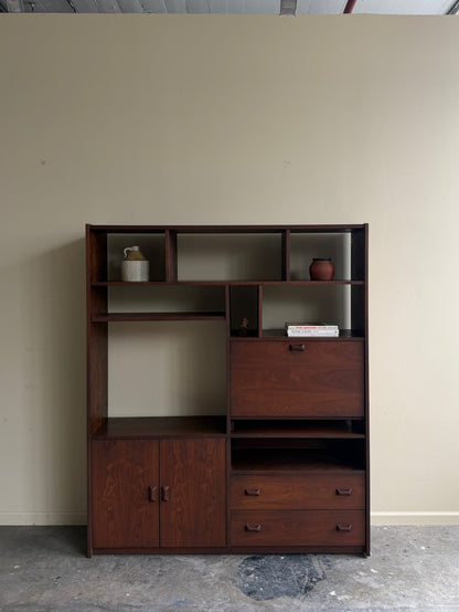 Walnut floor unit