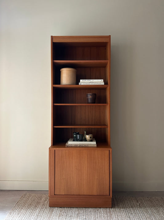 Teak two piece hutch