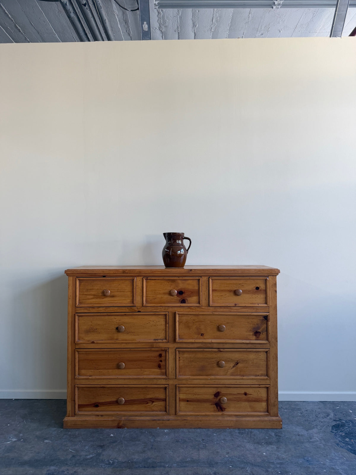 Pine 9 drawer dresser