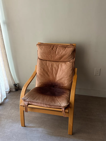 Stouby Danish leather bentwood lounge chair