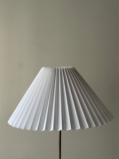 Scandinavian floor lamp