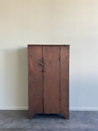 Pennsylvania Federal pine cupboard