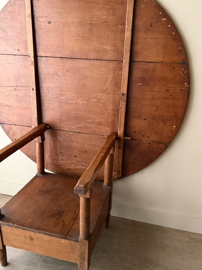Pine hutch table