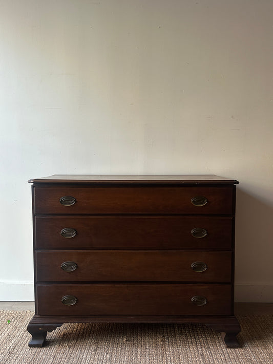 Pine dresser