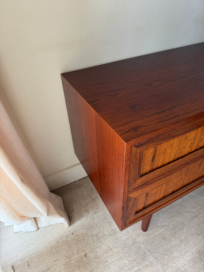 Rosewood chest of drawers