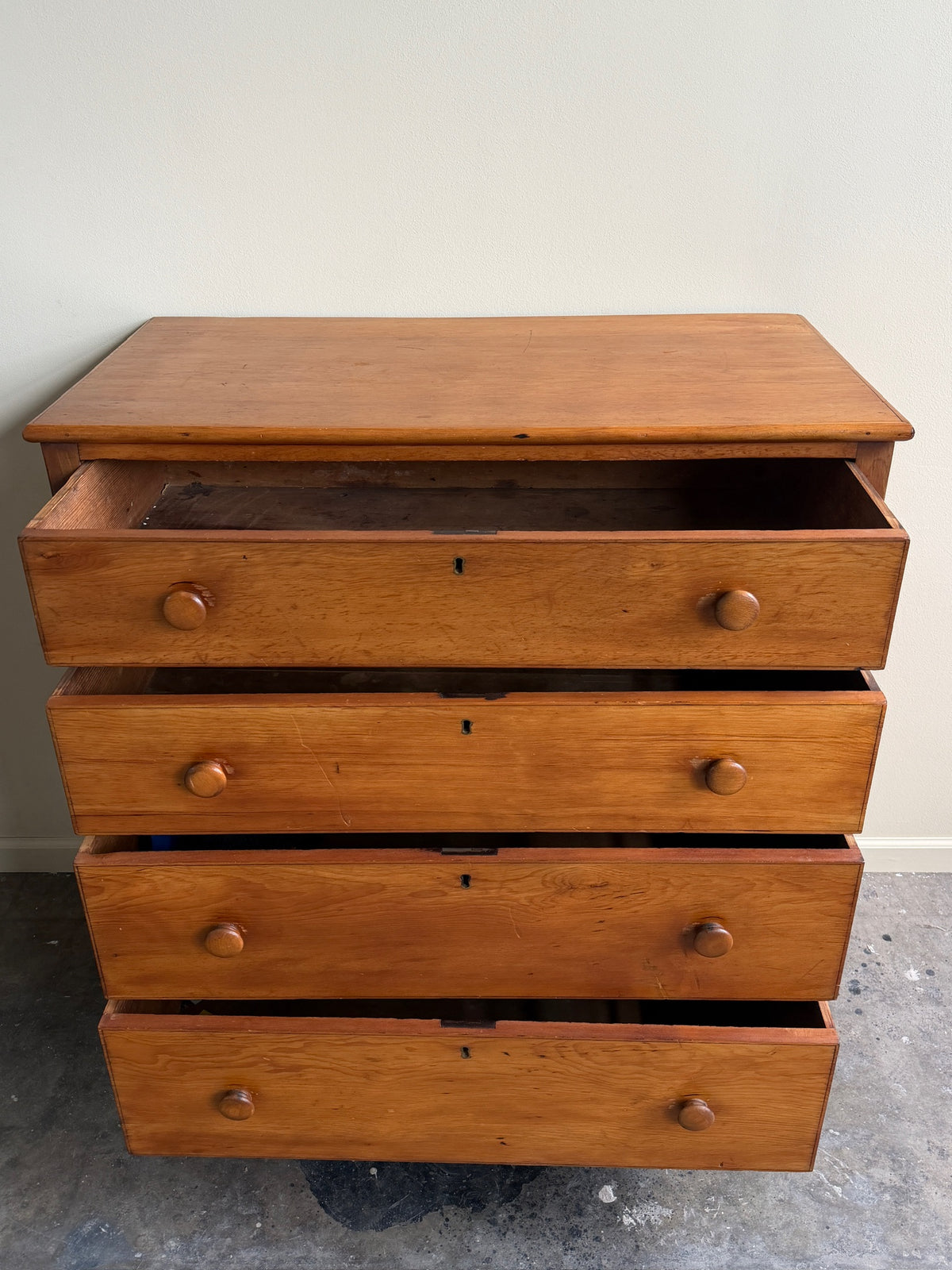 Mid-Atlantic Sheraton pine dresser