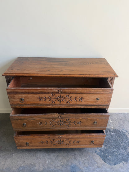 Eastlake oak 3 drawer dresser
