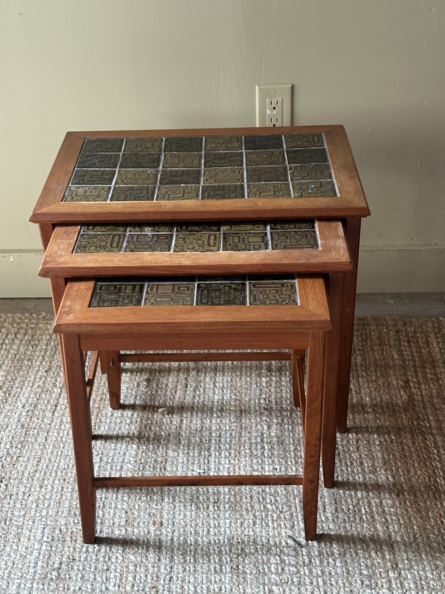 Tile top teak nesting tables