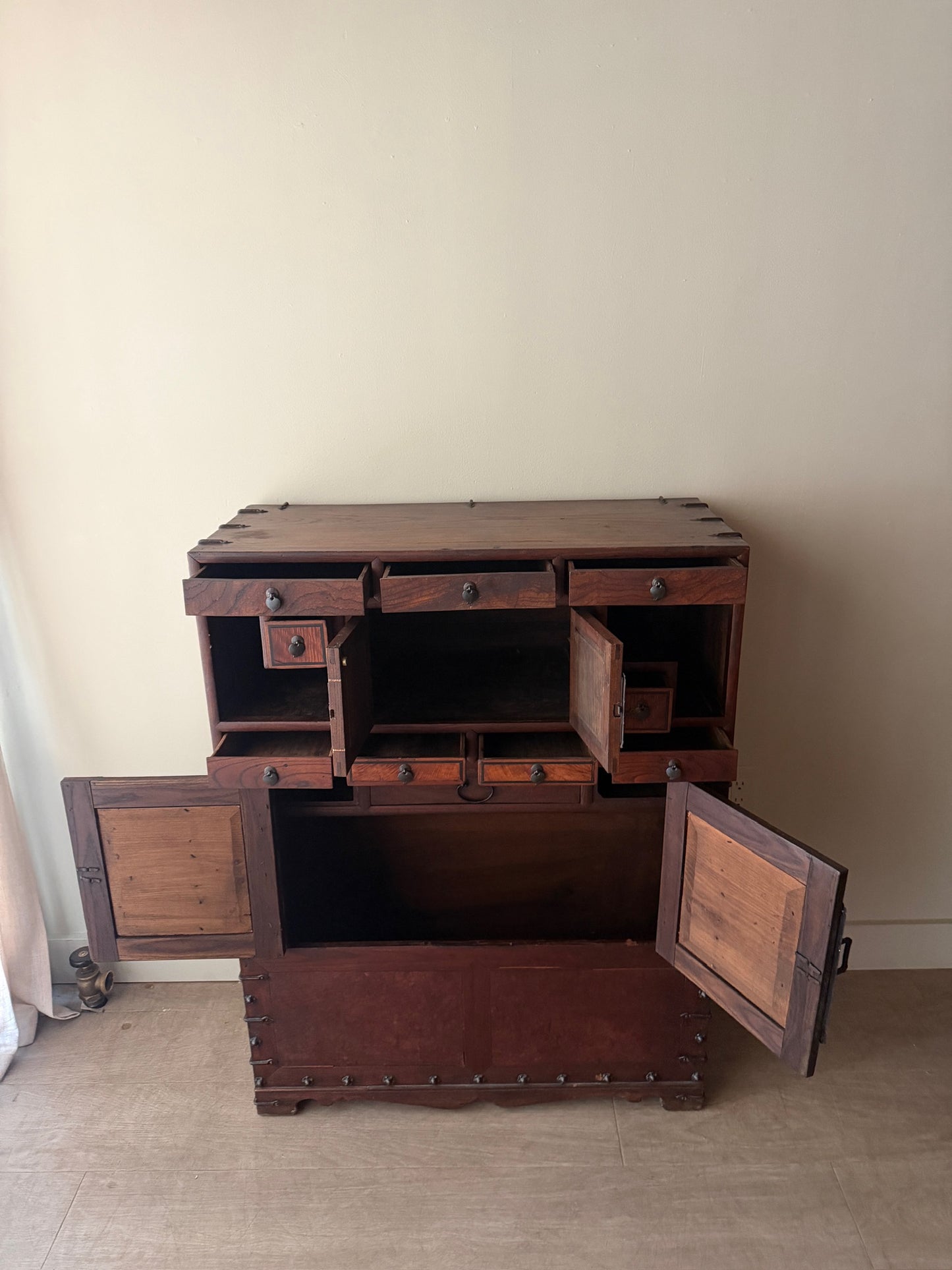 Korean tansu chest