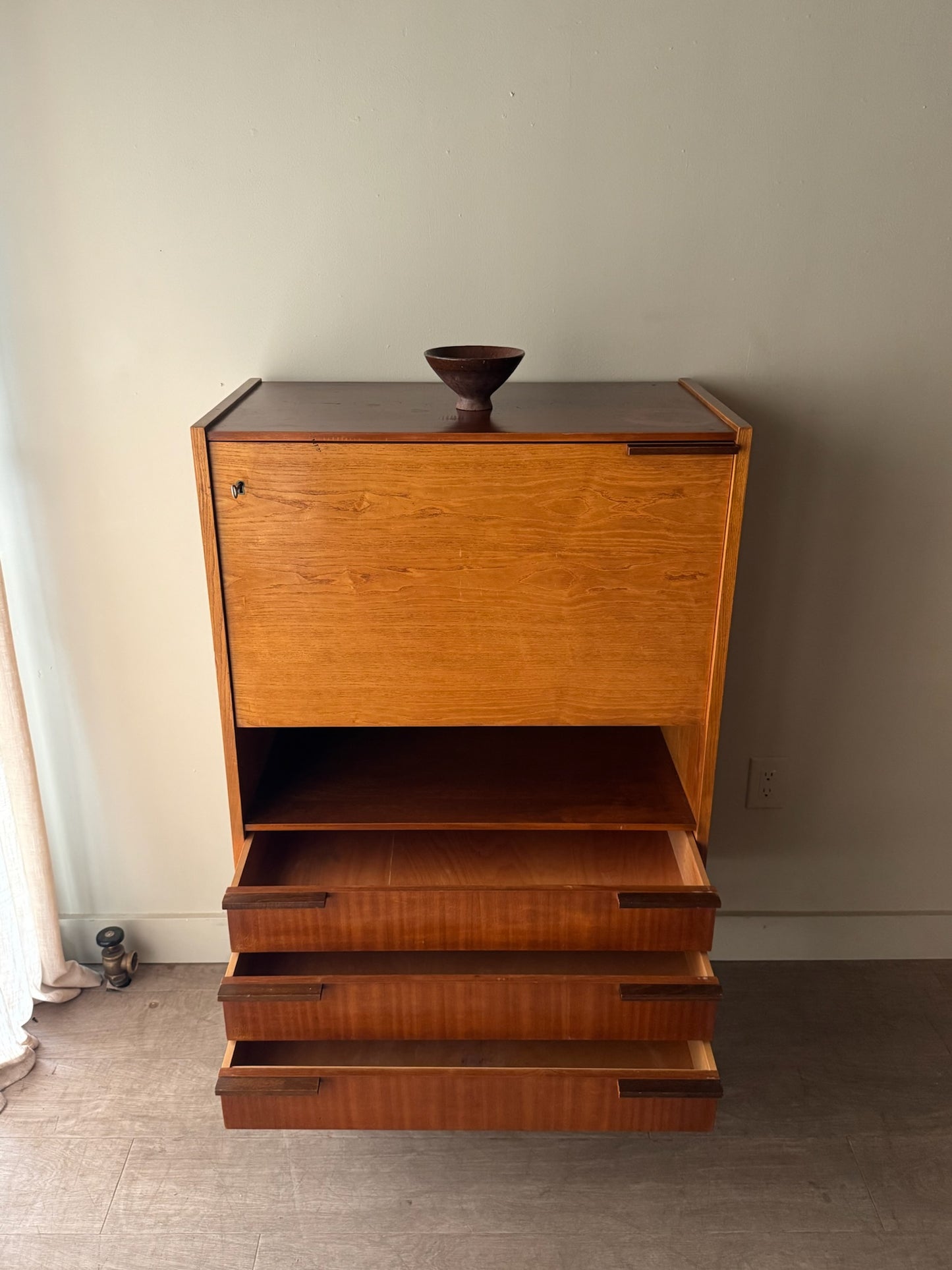 Frantisek Mezulanik for UP Zavody  mahogany cabinet