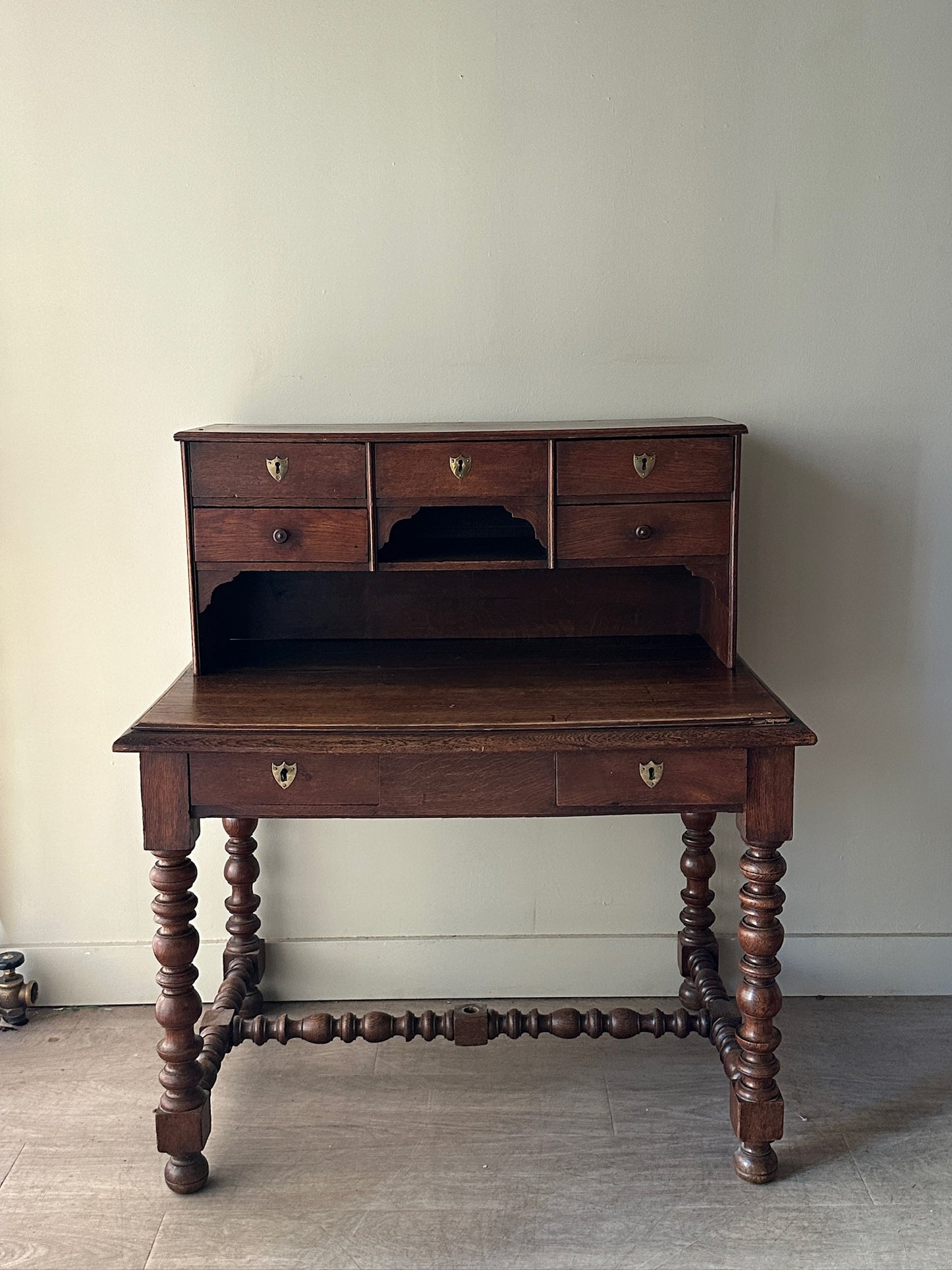 Oak desk