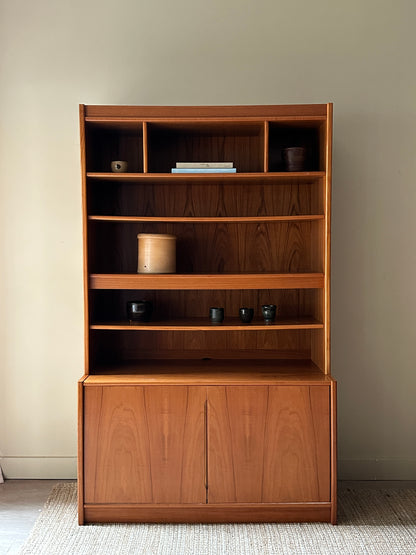 Teak two piece hutch