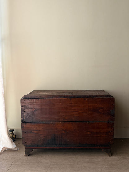 Chestnut feed bin chest